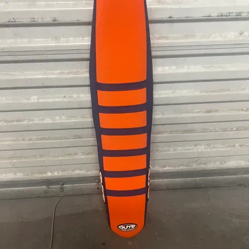 KTM Low Seat 