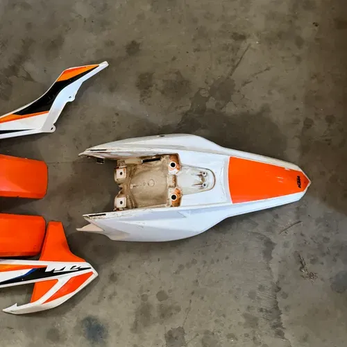 Plastic Kit