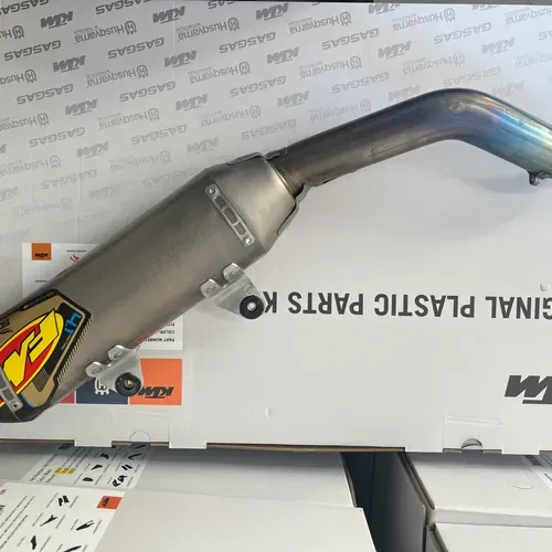 Fmf Exhaust system 