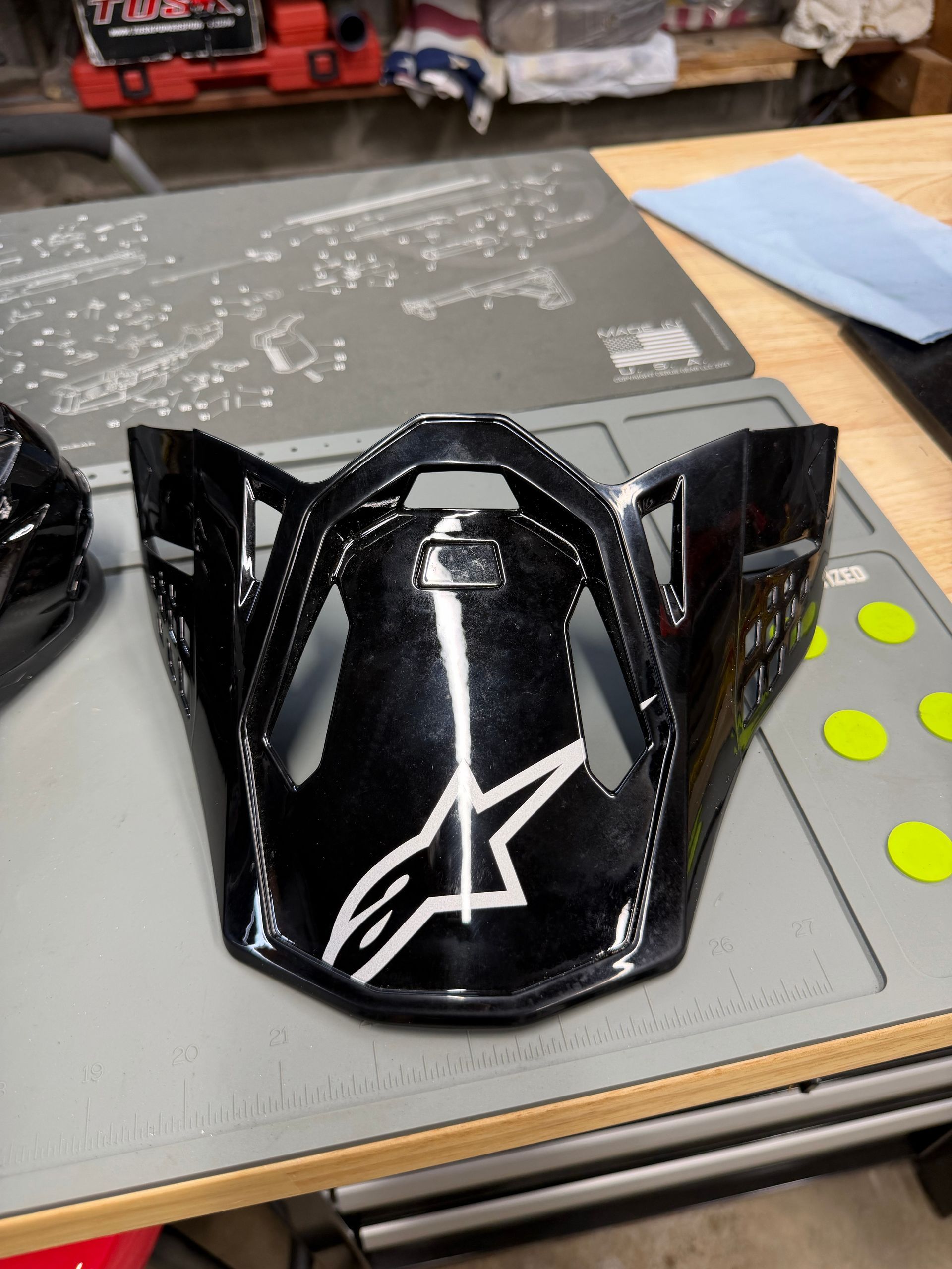 Alpinestars Supertech M10 Carbon Helmet