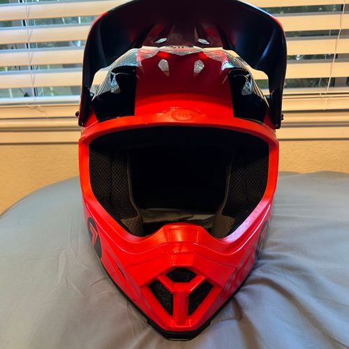 Seven Bell Helmet 