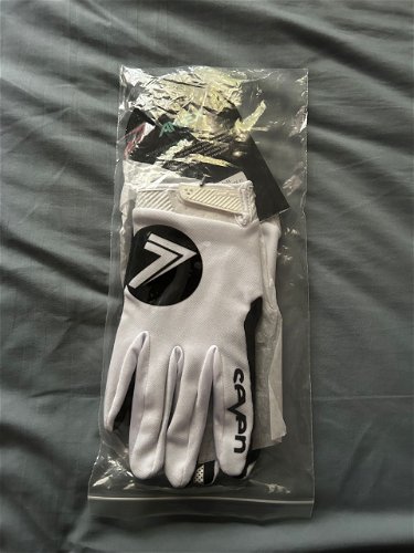 Seven Mx Gloves 