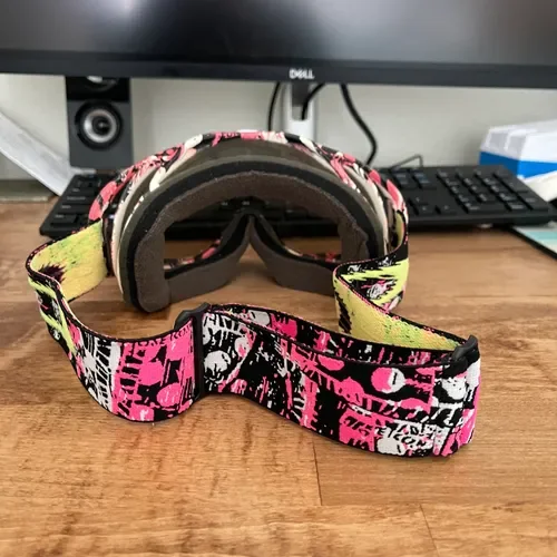 Oakley Crowbar Pink/Flo Goggle Great Condition! 
