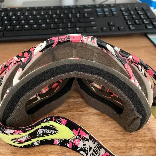 Oakley Crowbar Pink/Flo Goggle Great Condition! 