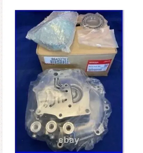 Honda OEM 2016-2017 Pioneer 1000 Clutch Cover Set 06113-HL4-305 SXS100M