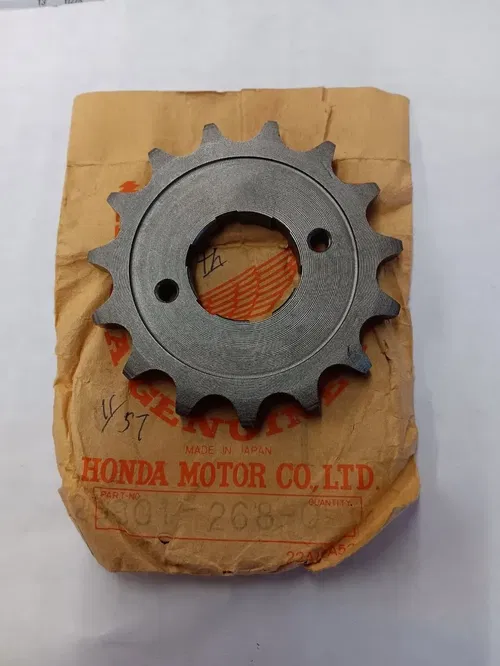 NOS OEM Honda CB72 CB77 CL72 CL77  Drive Sprocket 15T 23801-268-020  CB CL