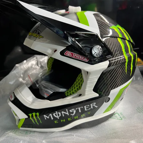 Bell Moto 10 Pro Circuit Replica Monster casque