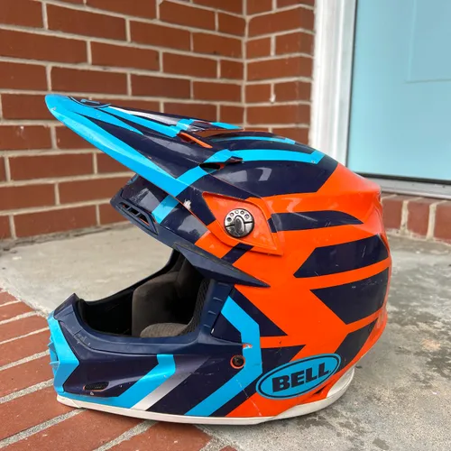 Bell Moto 9 Helmet Size Medium 