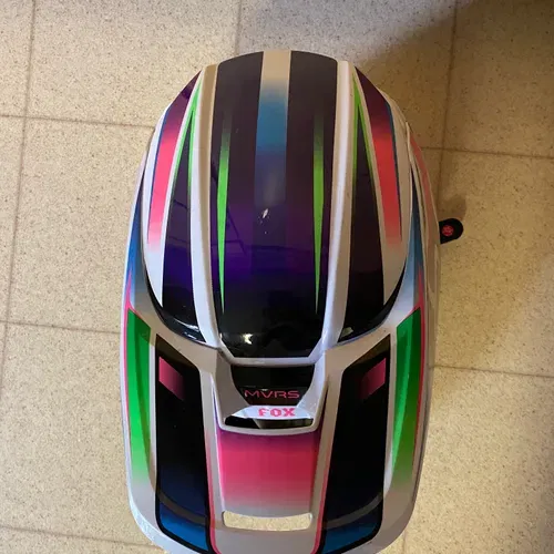 Fox racing youth deals v1 gama helmet