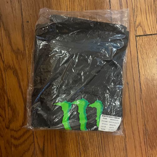 Monster Energy Drink Tee T-Shirt - Size XL