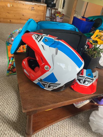 Youth Fly Racing Helmets - Size L