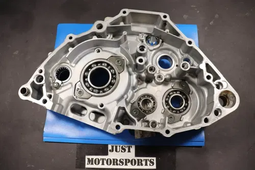 2006 Yamaha Yz250f Crankcase Set Left & Right