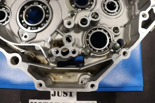 2006 Yamaha Yz250f Crankcase Set Left & Right
