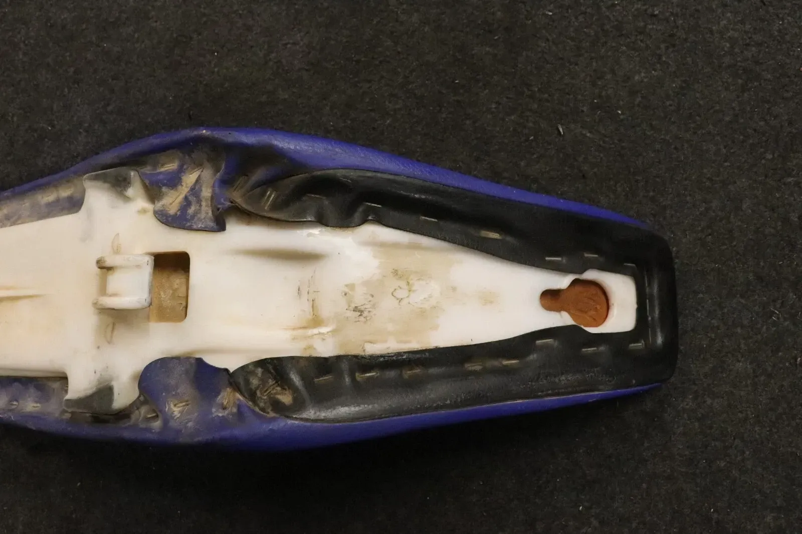 2002 Yamaha Yz250 Seat Saddle Base