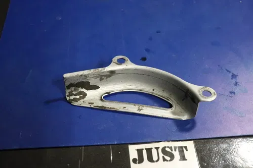 1997 Yamaha Yz250 Front Sprocket Chain Cover