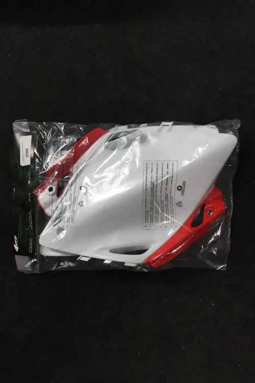 2007 - 2008 Honda Crf450r UFO White / Red Side Covers Number Plates
