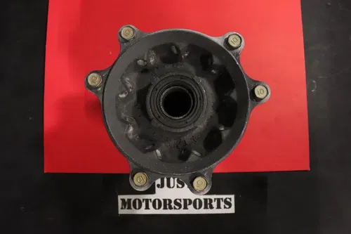 2001 Honda Cr125r Front Wheel Hub