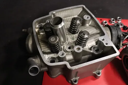 2008 Honda Crf450r Complete Cylinder Head Camshaft & Carrier