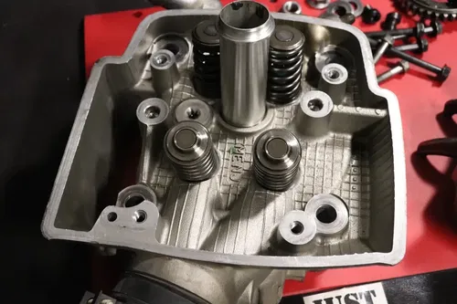 2008 Honda Crf450r Complete Cylinder Head Camshaft & Carrier