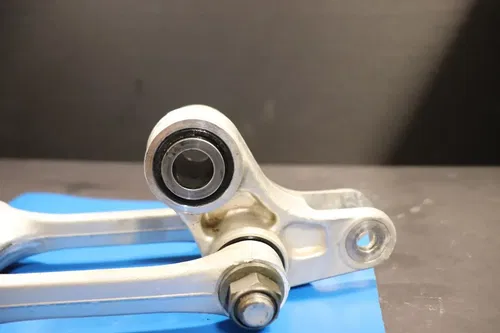 2006 Yamaha Yz250f Rear Shock Linkage Relay Arm Connecting Rod
