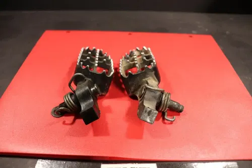 2001 Honda Cr125r Foot Rests Peg Set