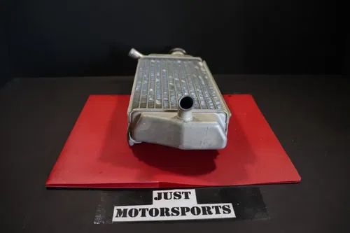 2006 Honda Crf450r Right Radiator With Cap