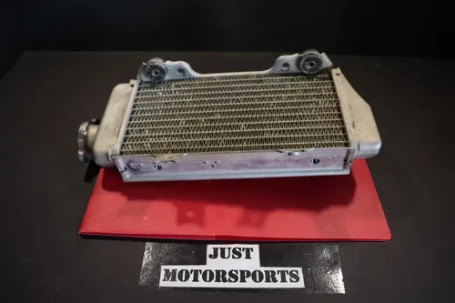 2006 Honda Crf450r Right Radiator With Cap