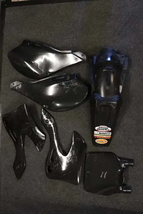 2000 Kawasaki Kx250 Aftermarket Black Plastic Set Fender Shrouds Number Plates