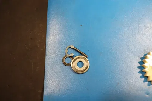 1993 Yamaha Yz125 Water Pump Housing Cover Shaft Impeller