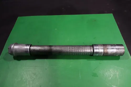 2000 Kawasaki Kx250 Front Wheel Axle