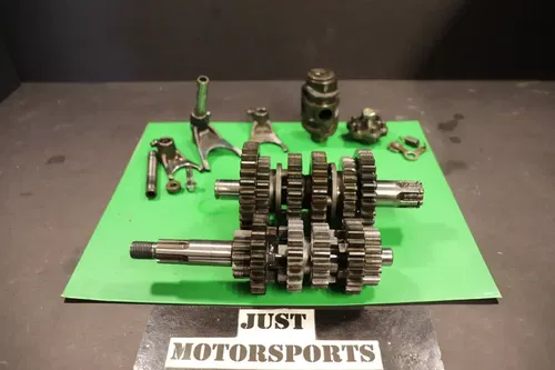 1988 Kawasaki Kx80 Transmission Complete Gears Shafts Drum Forks