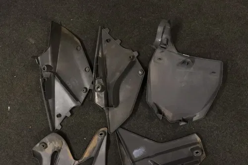 2013 Yamaha Yz250 Restyle Plastics Set Fenders Shrouds Number Plates