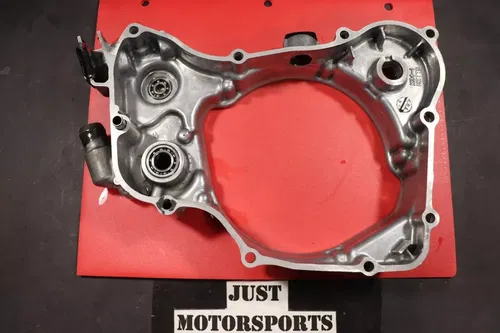 1998 Honda Cr125r Right Crankcase Inner Clutch Cover