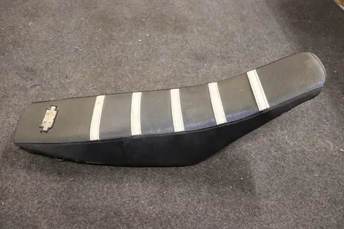 2006 Yamaha Yz250f Seat Saddle Base