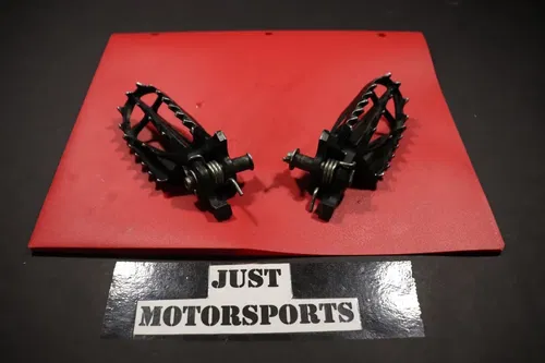 2006 Honda Crf450r Left Right Foot Peg Rest Set