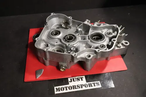 1998 Honda Cr125r Right Crankcase Needs Repaired