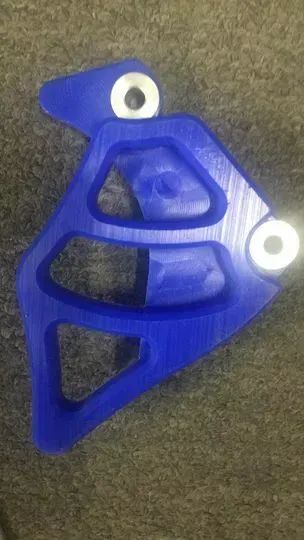 TM DESIGNWORKS- KCC-255-BU -KAWASAKI INTERGRATED CASE SAVER SPROCKET COVER,BLUE