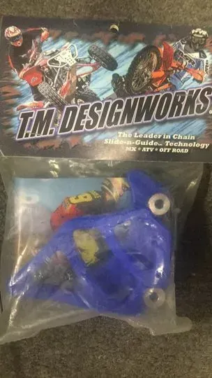 TM DESIGNWORKS- KCC-255-BU -KAWASAKI INTERGRATED CASE SAVER SPROCKET COVER,BLUE