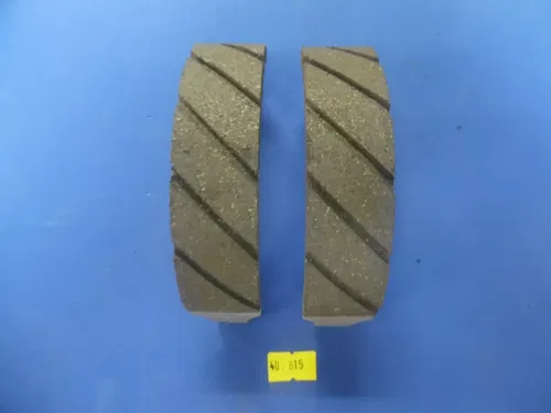 40-815 Emgo YAMAHA SCOOTER REAR BRAKE SHOES 527 NEW GROOVED