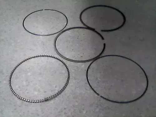 SUZUKI 12140-17G00 NEW OEM RING SET