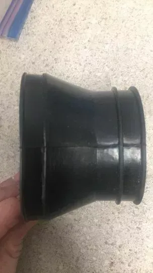 SUZUKI- 13881-41700- INTAKE BOOT-   NEW OEM