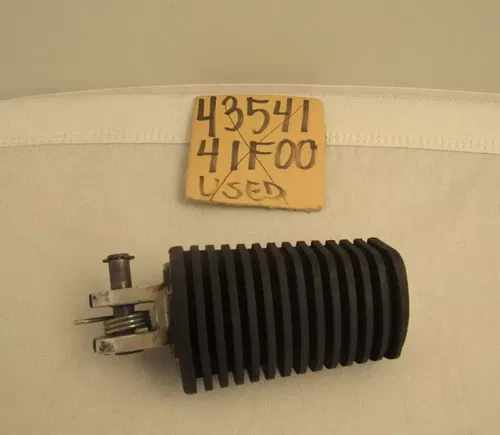 Used Genuine OEM Suzuki Vl800 Front Footrest with Rubber Part- 43541-41F00