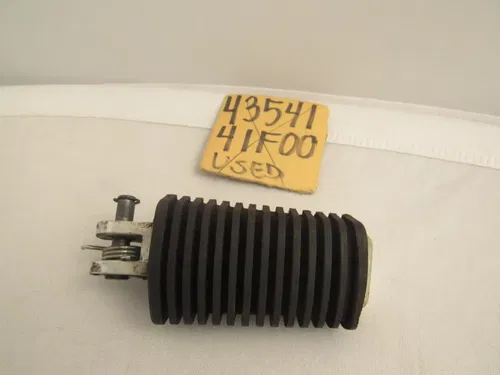 Used Genuine OEM Suzuki Vl800 Front Footrest with Rubber Part- 43541-41F00