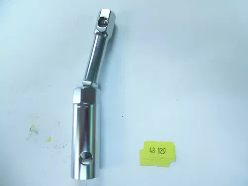 48-029 SPARK PLUG WRENCH 5/8" SOCKET, 3/8" DRIVE EMGO 48-029
