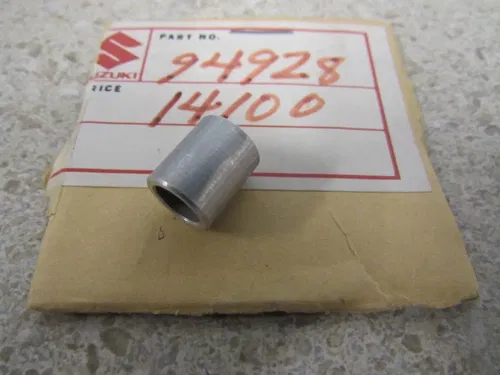 OEM SUZUKI FRONT FRAME COVER SPACER FOR RM125 RM250/ PART# 94928-14100