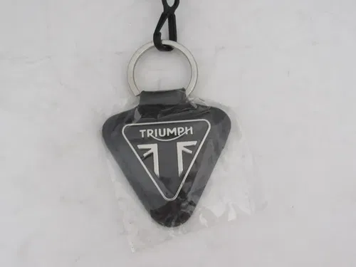 BRAND NEW TRIUMP BINDER