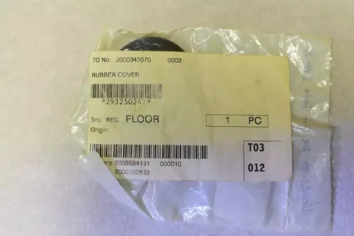 OEM BRP CAN-AM Outlander Maverick Defender Commander Rubber Cover 293250242 NOS