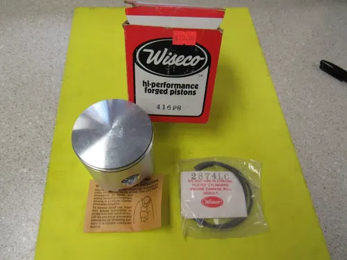 WISECO- 416P8 -PISTON- RINGS INCLUDED -  N.O.S.
