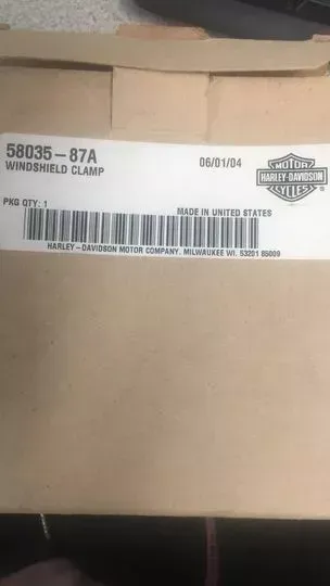 HARLEY DAVIDSON - 58035-87A - OEM NOS WINDSHIELD CLAMP