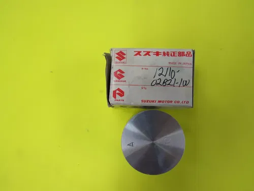 SUZUKI -12110-02b21-100- PISTON -DOES NOT INCLUDE CIRCLIP/WRIST PIN -OEM- N.O.S.